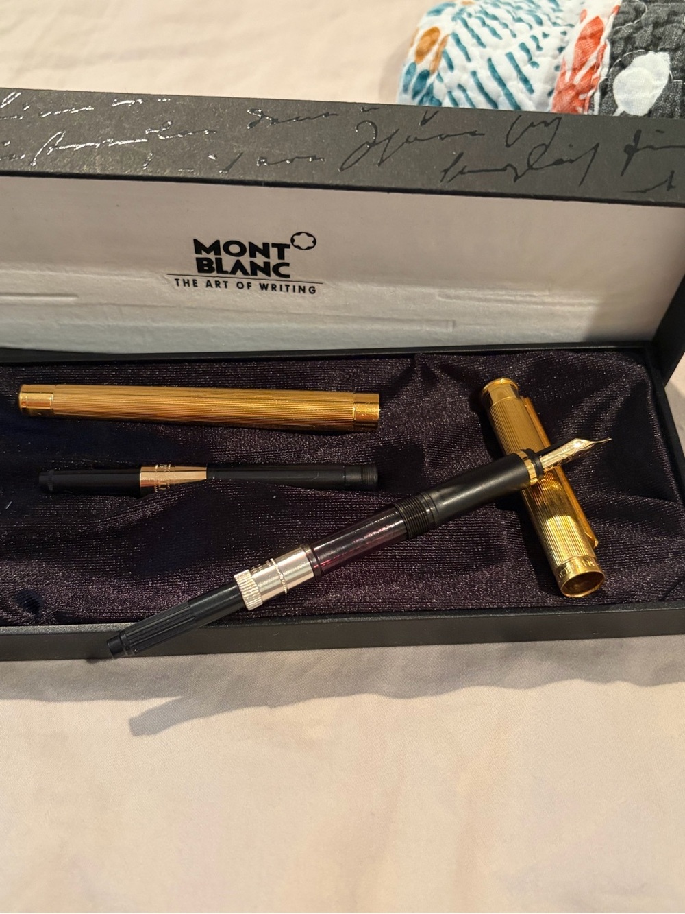 Montblanc Noblesse 18K Gold Nib Fountain Pen - Gold Striped, Box & 2 Converters - Picture 7 of 11